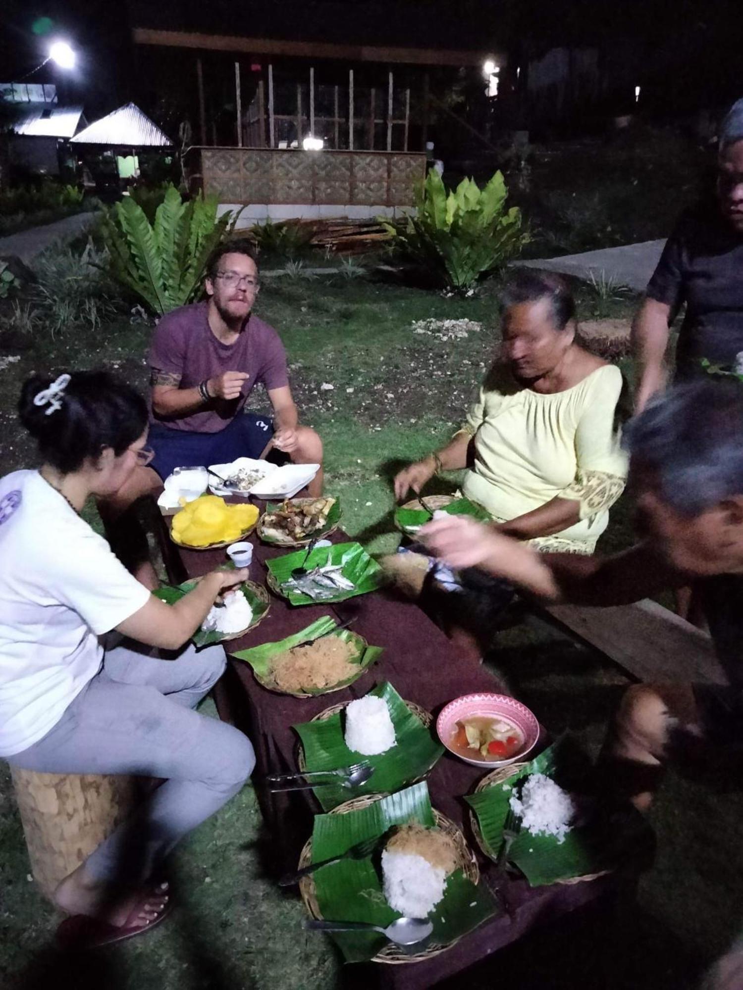 Roca'S Homestay Backpackers Chalet Batuan 외부 사진