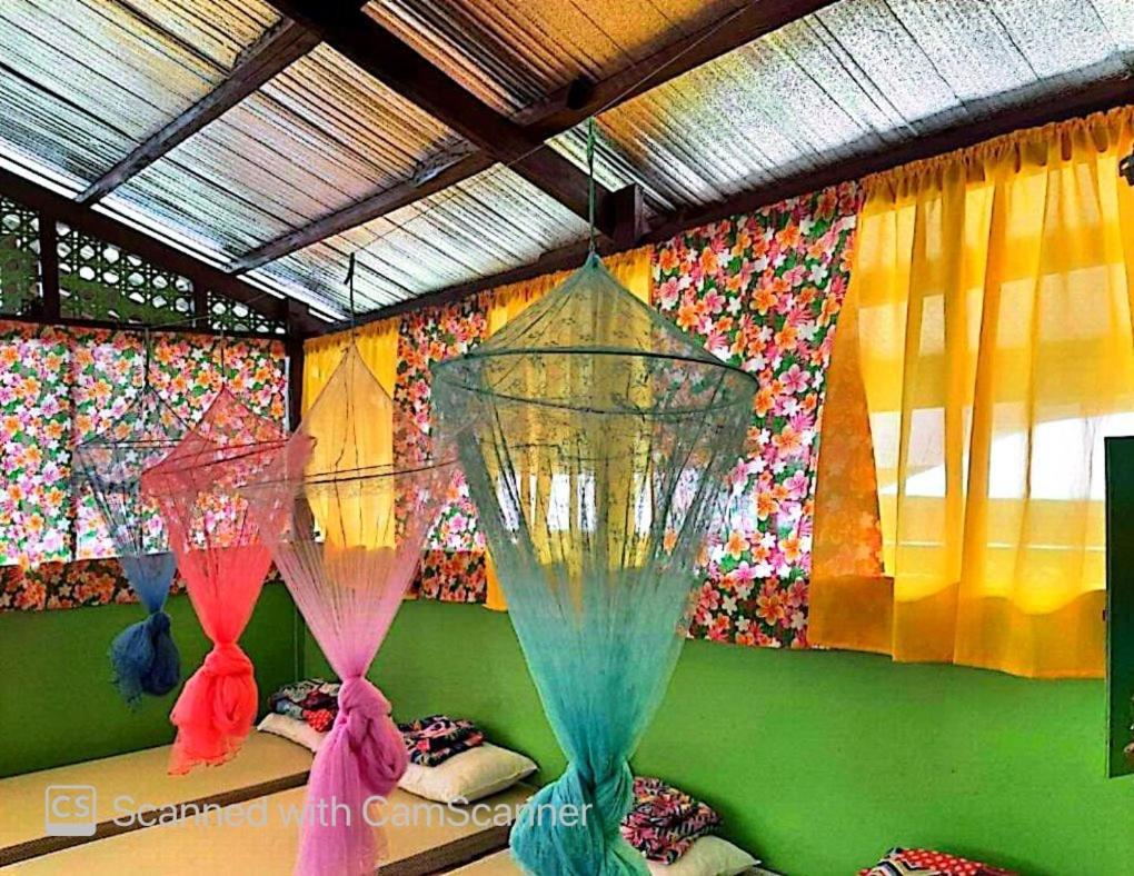 Roca'S Homestay Backpackers Chalet Batuan 외부 사진