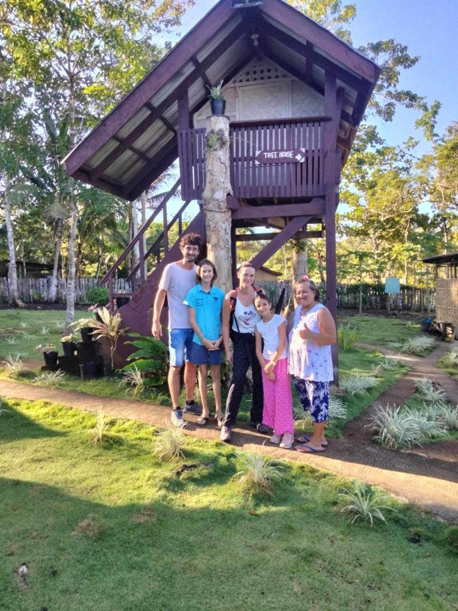 Roca'S Homestay Backpackers Chalet Batuan 외부 사진